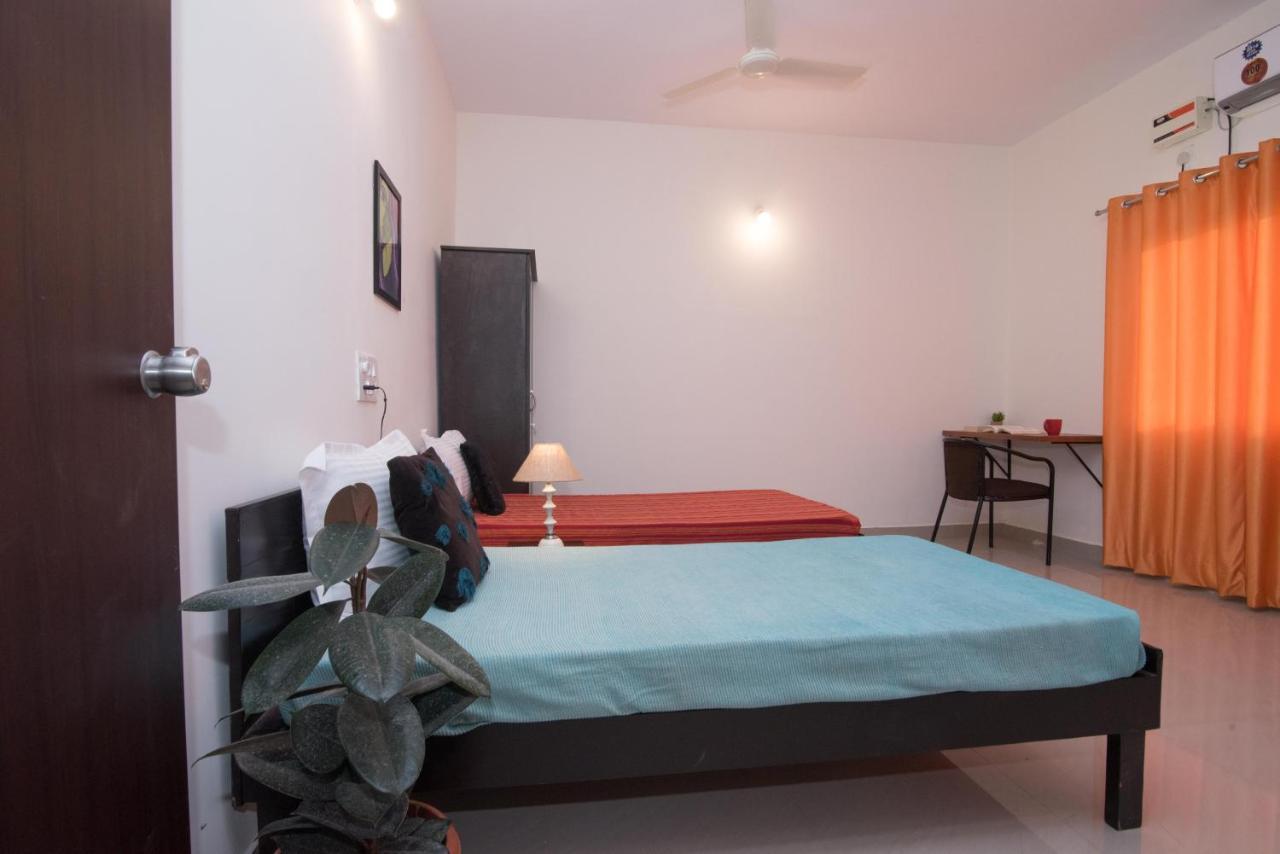 Buzz Quarter Hotell Hyderabad Eksteriør bilde